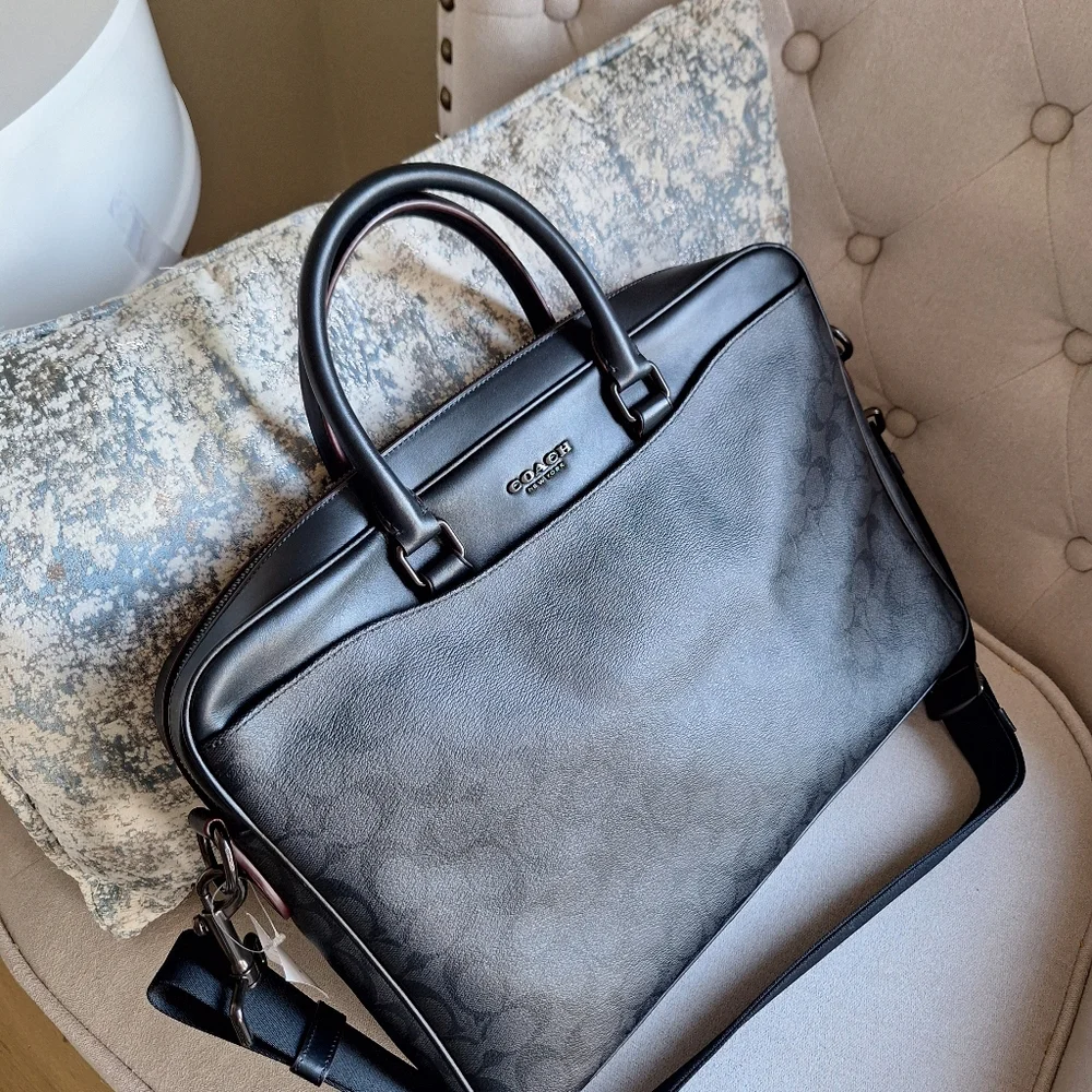 NWT COACH BECKETT SLIM BRIEF IN SIGNATURE CANVAS